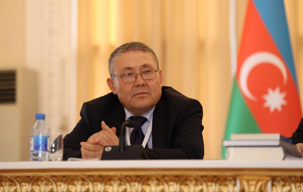 Türk tarixinə baxış və ideoloji yanaşmalar müzakirə olunub