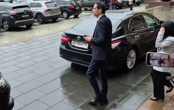The Ambassador of Azerbaijan Rahman Mustafayev has left the building of the Russian Foreign Ministry