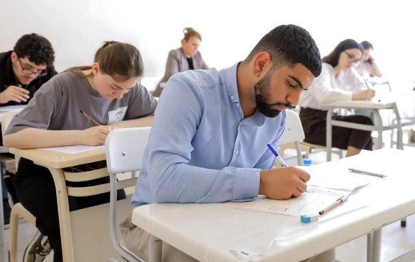 Bu il ali məktəbə qəbul olunan ən yaşlı tələbənin 58 yaşı var