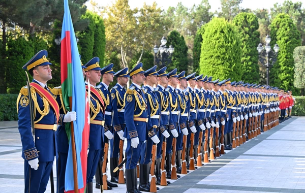 Laos Prezidentinin Bakıda rəsmi qarşılanma mərasimi olub