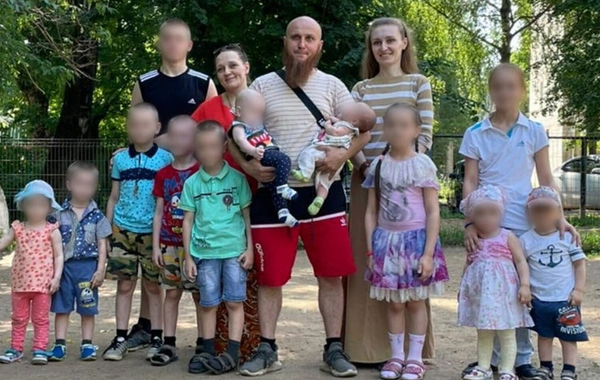 Polygamist with 30 children accused of indecent acts - MEDIA SCANDAL
