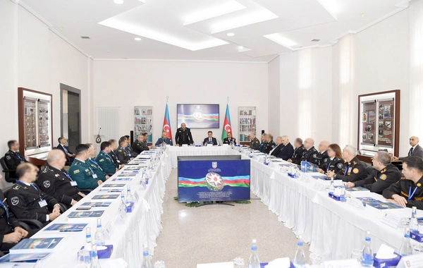 DTX Akademiyasında Zəfər Günü və Konstitusiya və Suverenlik İlinə həsr olunmuş konfrans keçirilib