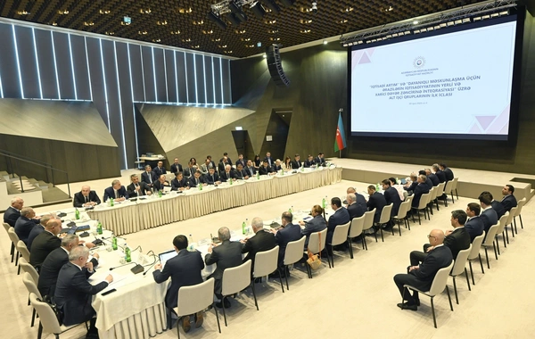 Микаил Джаббаров провел первое заседание подгрупп по вопросам Великого возвращения