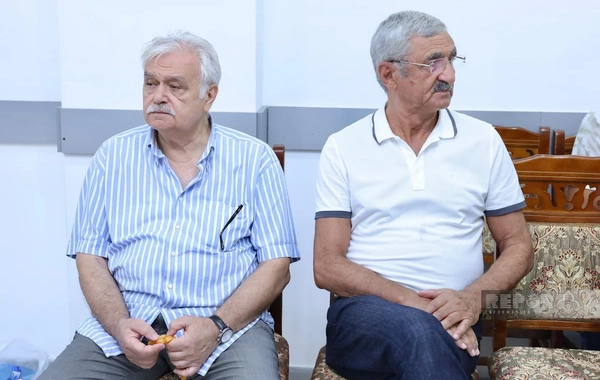 Əməkdar jurnalist Nurani ilə vida mərasimi keçirilir