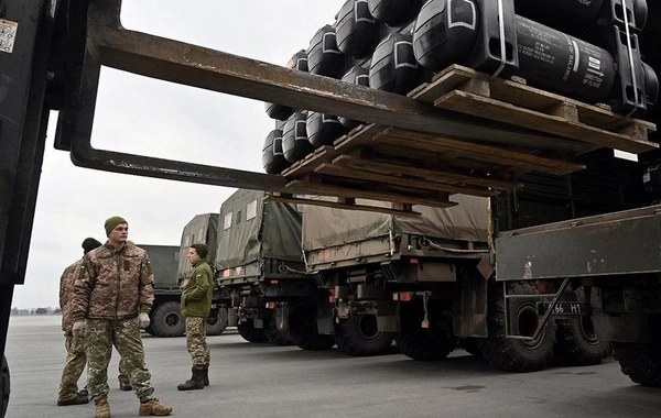 США возобновили поставку Украине оружия и военной техники после паузы