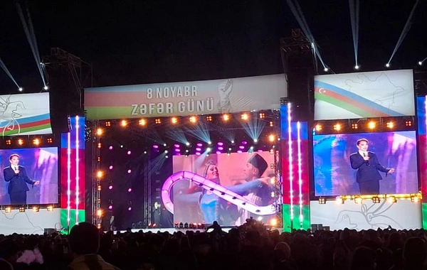 Gəncədə Zəfər Gününə həsr edilmiş konsert keçirilib, atəşfəşanlıq olub