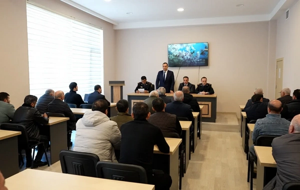 Sumqayıtda polis qayda pozan avtobus sürücülərini şöbəyə dəvət edib