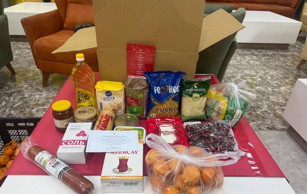 По инициативе Лейлы Алиевой малообеспеченным семьям вручены праздничные подарки