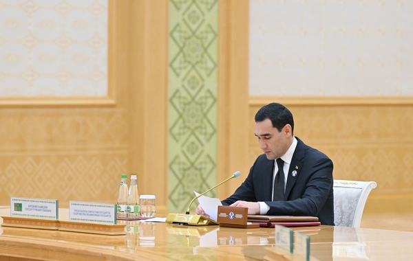 İlham Əliyev MDB Dövlət Başçıları Şurasının məhdud tərkibdə iclasında iştirak edib