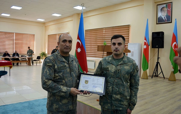 "Ehtiyat zabit hazırlığı kursu"nun növbəti buraxılışı olub