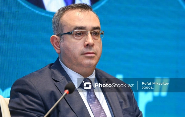 Rəsmi qurumun tədbir gördüyü həkimlər hələ də işləyirlər - Nazir müavini sualları cavabsız qoydu