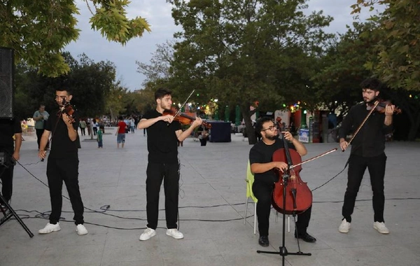 Bakıda axşam konsertləri davam edir