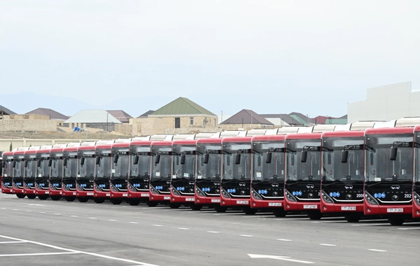 Prezident İlham Əliyev "BakuBus" MMC-nin Gəncə Avtoparkının açılışında iştirak edib