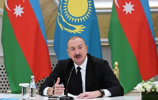 Azərbaycan və Qazaxıstan prezidentləri mətbuata bəyanatlarla çıxış ediblər