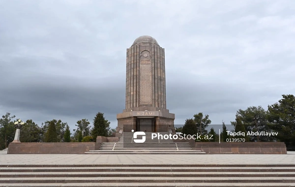 Zamanın sınağından çıxan ziyarətgah: Nizami türbəsinin hekayəsi - FOTOREPORTAJ