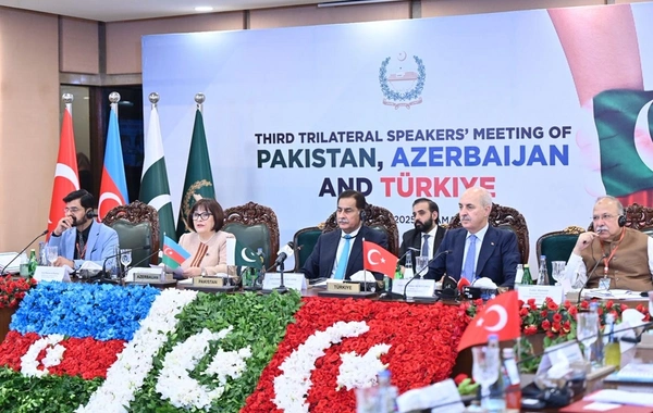 Azərbaycan-Pakistan-Türkiyə parlament sədrlərinin üçtərəfli görüşü olub