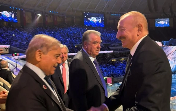 İlham Əliyev və Mehriban Əliyeva Bişkekdə 6-cı Dünya Köçəri Oyunlarının açılış mərasimində iştirak ediblər