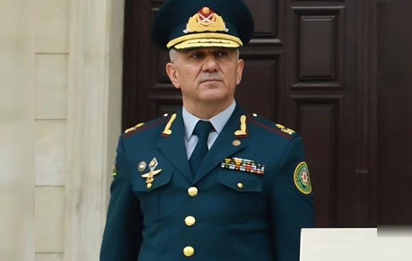 Təqaüdə göndərilən general yenidən xidmətə qayıtdı