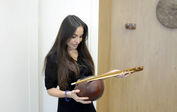 Leyla Əliyeva BMT-nin Cenevrə ofisində "Azərbaycan otağı" ilə tanış olub