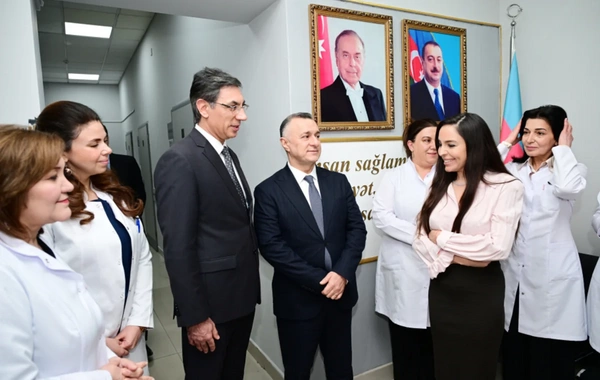 Leyla Əliyeva Bakı Şəhər Narkoloji Mərkəzini ziyarət edib