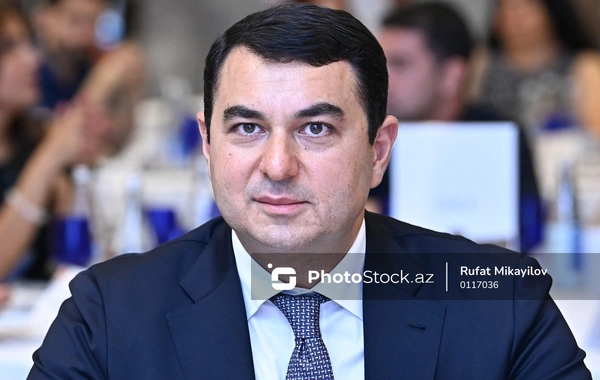 Mədəniyyət naziri rəisi işdən çıxardı, yerinə müavinini təyin etdi