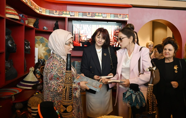 Mehriban Əliyeva Antalyada Fələstinə həsr olunan tədbirdə iştirak edib