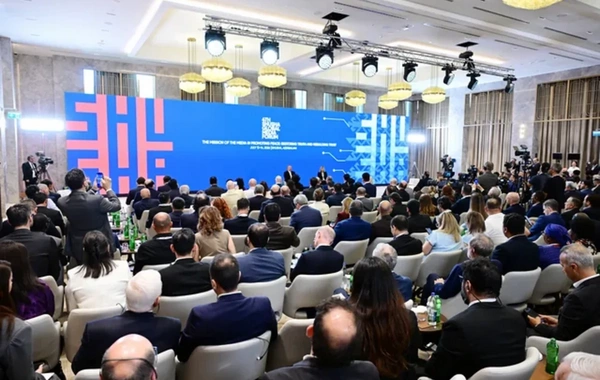 Diario La R: IV Şuşa Media Forumu - dünyanın aparıcı media hadisələrindən biridir