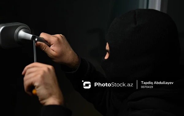 Полиция Баку раскрыла тщательно спланированное ограбление магазина