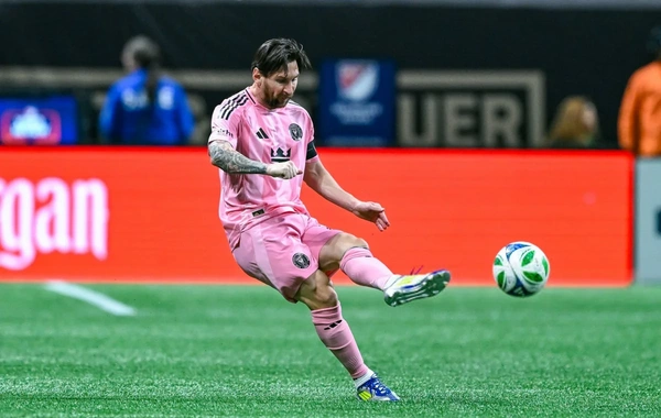 Messi cərimə zərbələrindən vurduğu qolların sayına görə Peleni geridə qoyub