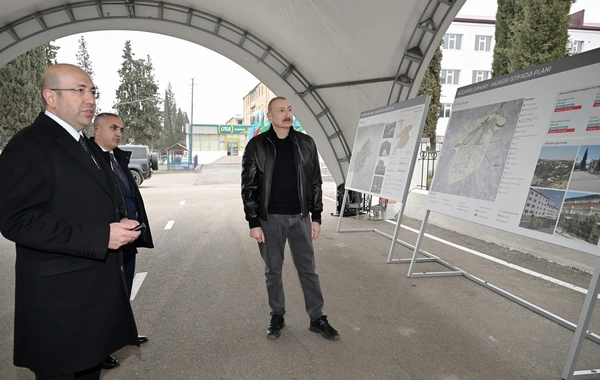 Prezident İlham Əliyev Ağdərə şəhərinin Baş planı ilə tanış olub