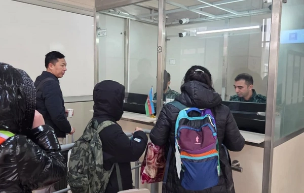 Son bir gün ərzində İrandan 17 ölkənin vətəndaşı Azərbaycana təxliyə edilib