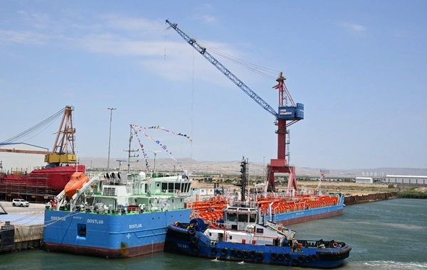 Azərbaycandan Türkmənistana hədiyyə olunan tankerin GÖRÜNTÜLƏRİ
