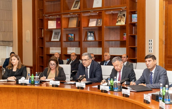 Maliyyə Nazirliyində kollegiya iclası keçirilib