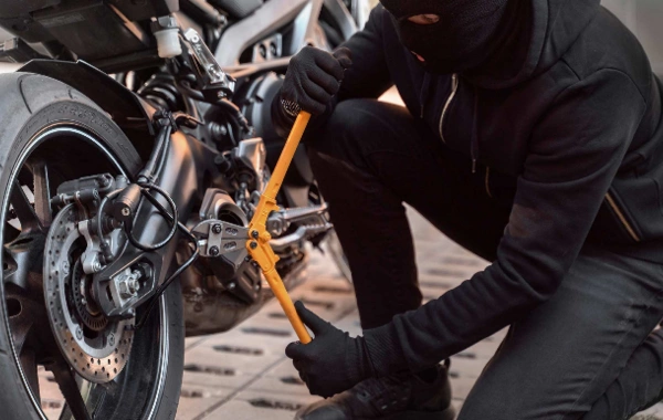 Bakıda moped və motosiklet oğurluğu edən şəxslər saxlanılıblar