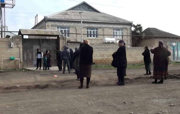 İkinci uşağı da eyni arxa düşərək dünyasını dəyişdi