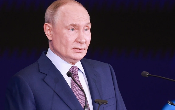Putin: Rusiya - ABŞ iqtisadi əlaqələrinin bərpası qarşılıqlı fayda verəcək