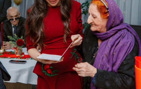 Ahıl şəxslər üçün sosial xidmət müəssisəsində Yeni il süfrəsi açılıb