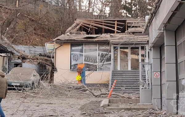 Kiyevə raket hücumu zamanı Azərbaycanın Ukraynadakı səfirliyinə ciddi ziyan dəyib