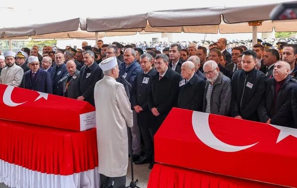 Qətərdə helikopter qəzasında həlak olan Türkiyə vətəndaşları son mənzilə yola salınıb