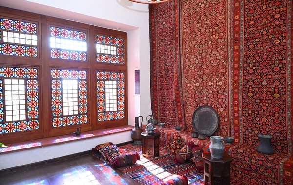 İlham Əliyev Şuşada "Sadıqcanın evi"nin bərpadan sonra açılışında iştirak edib