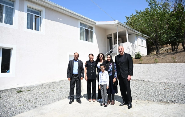 Prezident və birinci xanım Ağdərədə Vəngli və Kolatağ kəndlərinin sakinləri ilə görüşüblər
