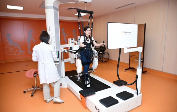 Yeni Klinikada Yeni Robotik Reabilitasiya və Sümük İliyi Transplantasiyası mərkəzlərinin açılışı olub