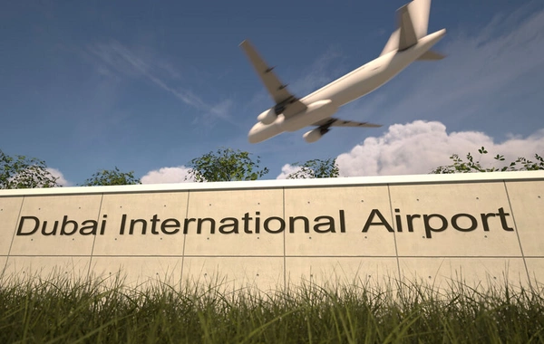 Dubay hava limanına dron hücumları edildi - 4 nəfər yaralandı