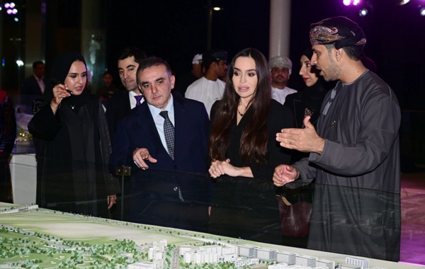 Лейла Алиева ознакомилась в городе Маскат с проектами, реализуемыми Оманской компанией по развитию туризма