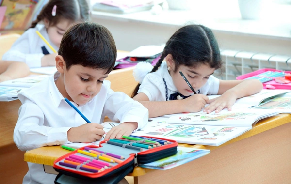 Bakıda I sinfə qəbulda prioritet tətbiq olunacaq məktəblər açıqlanıb