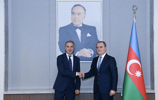 Ceyhun Bayramov ATƏT PA prezidenti ilə Azərbaycan-Ermənistan sülh gündəliyini müzakirə edib