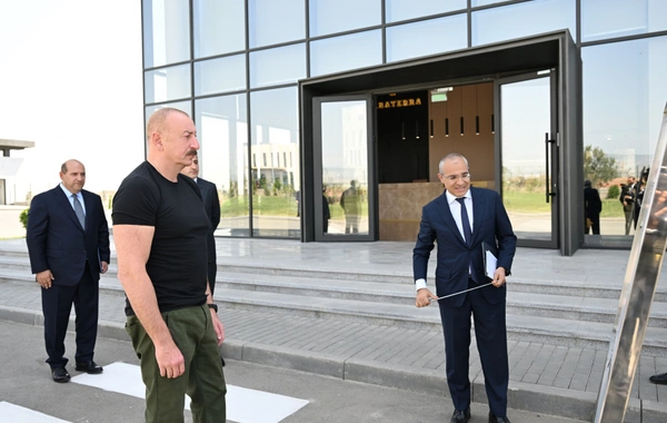 Ильхам Алиев открыл предприятие по производству табачных изделий в Агдамском промышленном парке