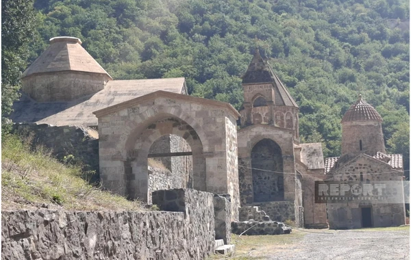 Xudavəng məbədi erməni vandalizmi və saxtakarlığına məruz qalıb