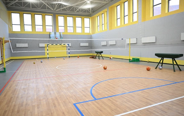 İlham Əliyev Lənkəran Dövlət Peşə Təhsil Mərkəzinin açılışında iştirak edib