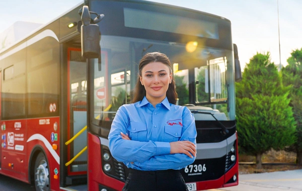 Sürücü işləmək istəyən qadınları SEVİNDİRƏCƏK XƏBƏR - Maaş 1460 manat